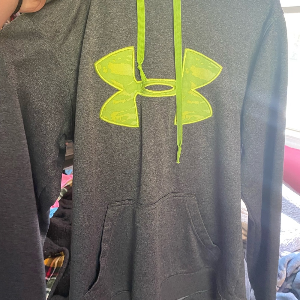 Under armor free and gray